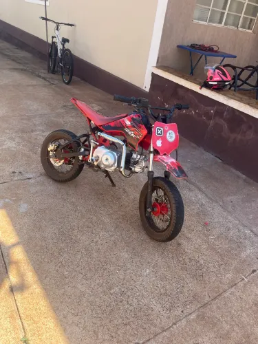 Vendo mini moto 125 vermelha