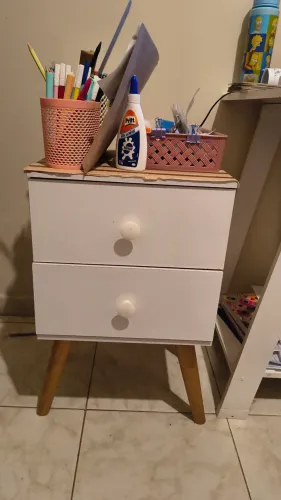 Cômoda 2 gavetas retrô 