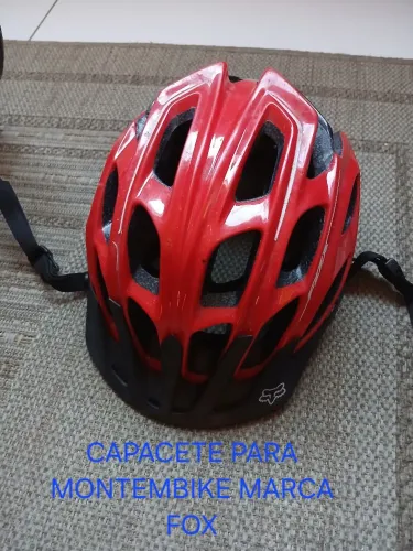 Capacete para bicicletas marca FOX 