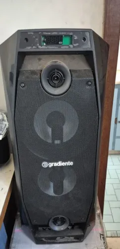 Caixa amplificada GRADIENTE GCA 102 COM DEFEITO