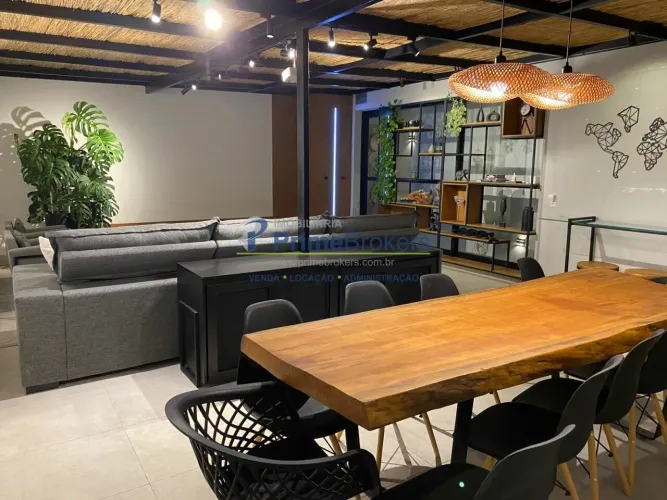 Cobertura Duplex 240m² em Perdizes: 3 Quartos, Mobiliada, Piscina Privativa e 3 Vagas