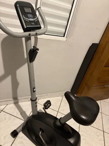 Bicicleta caloi ergométrica