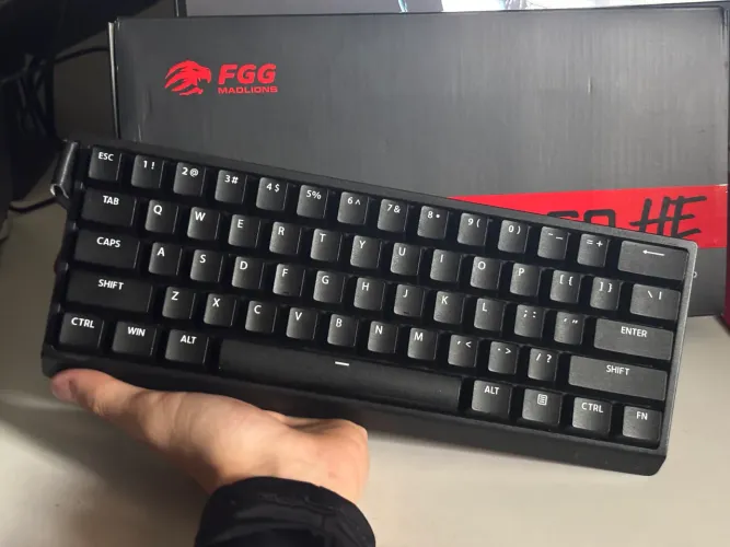 Teclado MadLions 60he