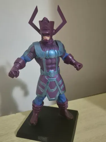 Bonecos marvel 