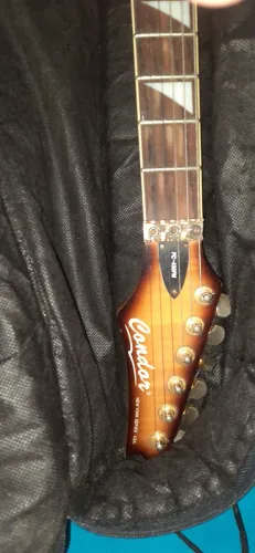 Guitarra Condor New York Series