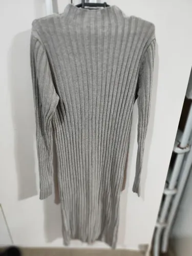 Vestido canelado manga longa