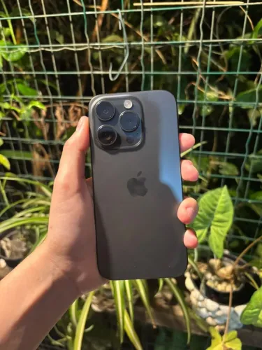 Iphone 15 pro 128 gb 88% saúde bateria