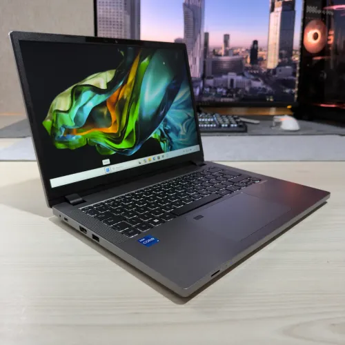 Notebook Acer TravelMate P2 - Core i7 13ªGer 16GB RAM SSD 512GB Iluminado (Garantia)