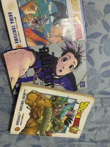 Mangás Desapegados: Blue lock 22, Db Super 6 e Db Z 23