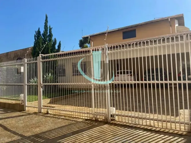 CASA à venda 3 Quartos, 1 Suite, 6 Vagas, 5481M², FONTE LUMINOSA, ARARAQUARA - SP