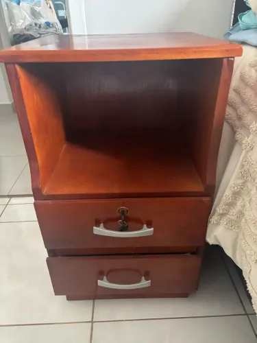 2 unidades de Criado mudo