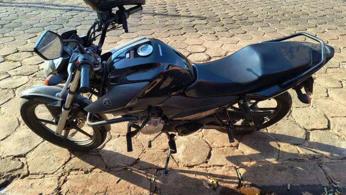 Vendo moto Yamaha 125i