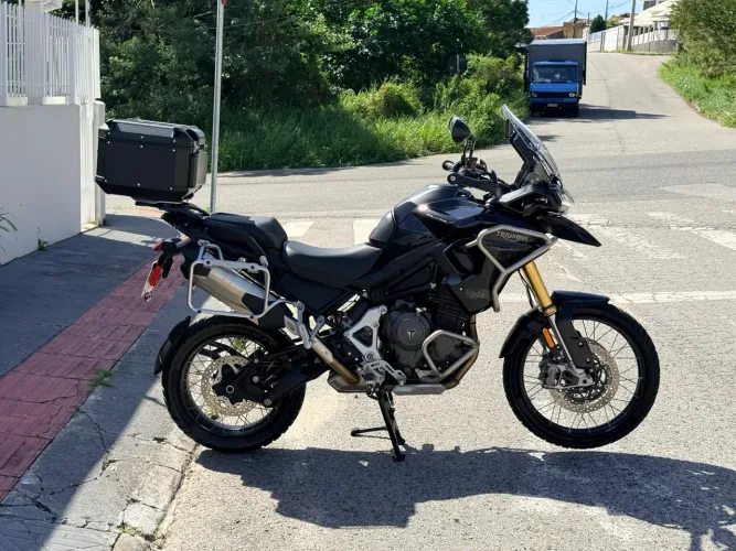 Tiger 1200 Rally B edition 2025 equipada impecável