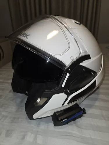 Capacete Shark Evo Es Blank Whu em excelente estado, tamanho 62 XL!