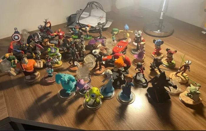 DISNEY INFINITY (FIGURAS VENDIDAS SEPARADAMENTE)