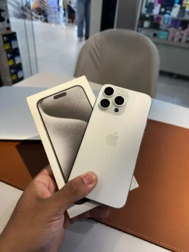 iPhone 15 Pro Max 256gb todo original com caixa !