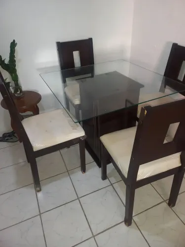 tampo de vidro, leia o anúncio todo. 