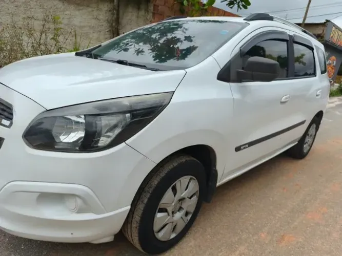 Chevrolet Spin LT 1.8 8V Econo.flex 5P Mec. 2016