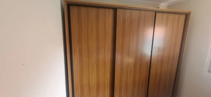 Armário  3 portas