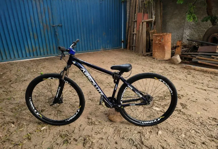 Bicicleta Absolut Nero 5