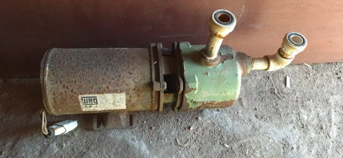 Bomba d'água Weg 1CV