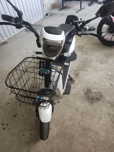 Scooter elétrica primar