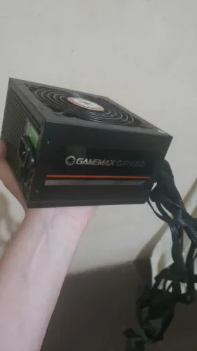 Fonte gamemax GP650 650W 80 plus bronze - perfeito estado