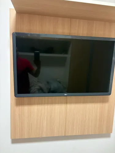 Tv LG 32 + painel 