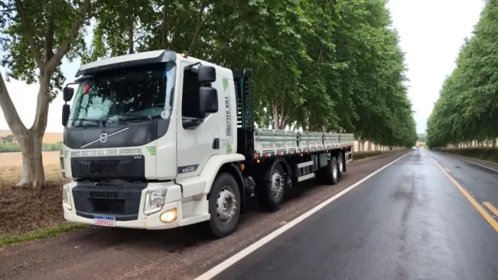 VOLVO VM 360 2024 - CARROCERIA ALONGADA 11,5M - ÓTIMO ESTADO