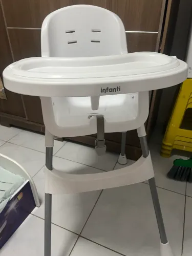 Cadeira de alimentação