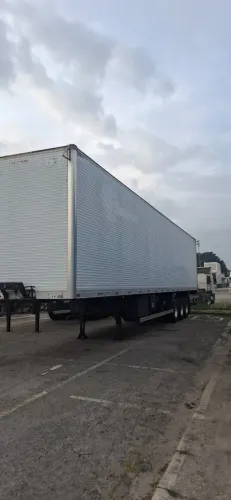 Carreta Baú 30 pallet