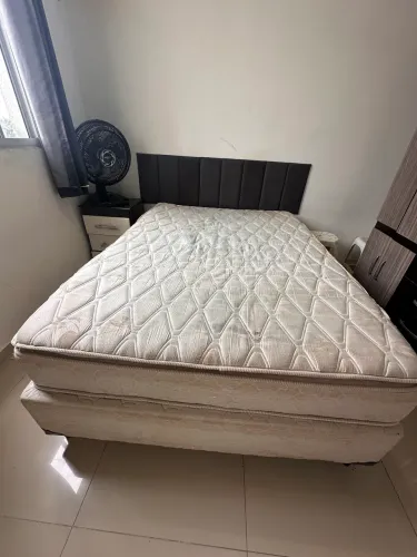 Vendo Cama Casal Queen molas ensacadas 