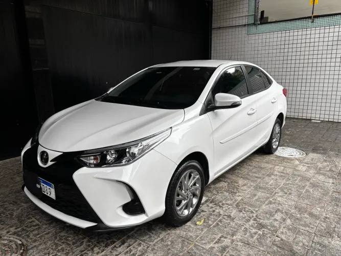 Toyota Yaris XS Sedan 1.5 Flex 16V 4P Aut. 2023
