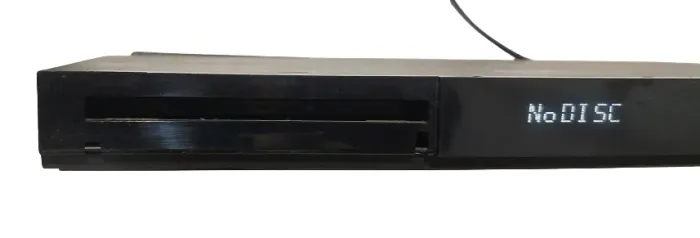 Blu-ray Samsung BD-C5500 funcionando bem mas sem o controle remoto