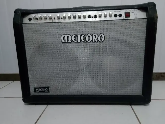 Amplificador Meteoro G 200
