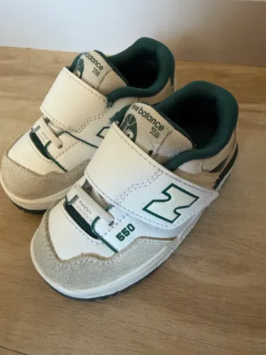 Tênis NEW BALANCE 550 - Tamanho 7US