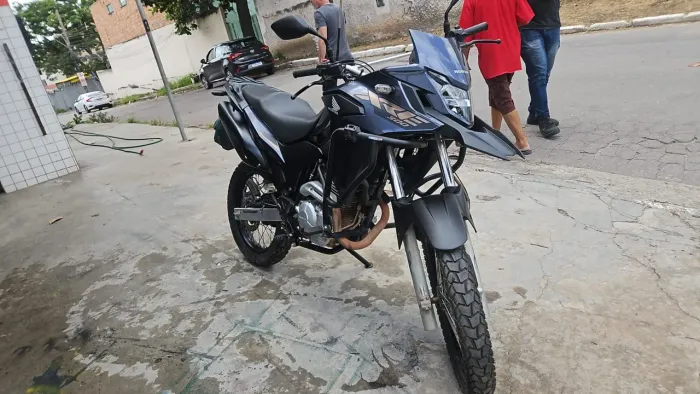 Honda Xre 300<br> ano:22/22<br>Valor: 31,900<br>Km: 23,160