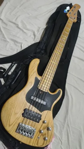 Baixo cort Gb 75