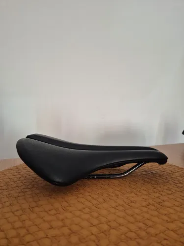 Banco Selim Bontrager Aeolus Ciclismo 155 mm