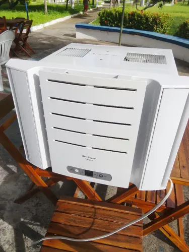 Vendo um ar condicionado