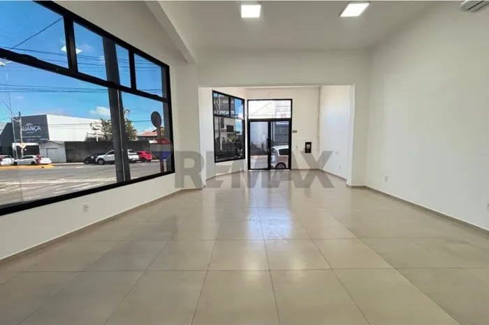 Ponto comercial na Avenida Leonardo Villas Boas