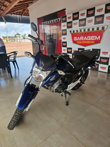 HONDA CG TITAN 2024 COM APENAS 20 MIL KMS RODADOS IMPECÁVEL