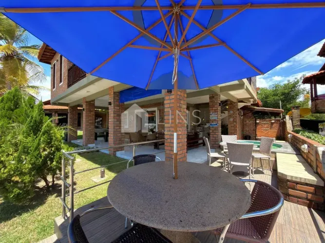 CASA À VENDA EM CONDOMINIO EM BARREIRINHAS