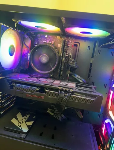PC Gamer Ryzen 5 5500 + RX 5700 8GB + 24GB RAM + SSD 1TB + B550