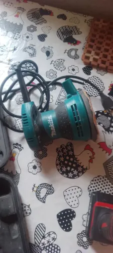 Lixadeira orbital da Makita original 127V, 300w
