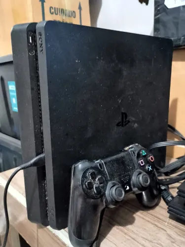 Playstation 4 Slim 500 GB 
