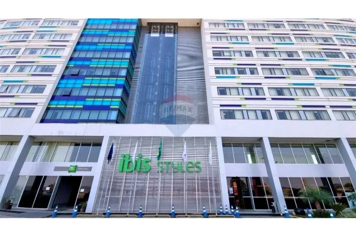 Suite 508 no Confins Suit Hotel