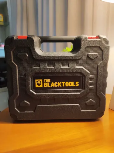 Furadeira e parafusadeira TheBlackTools