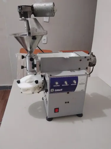 Máquina de salgados eicom 