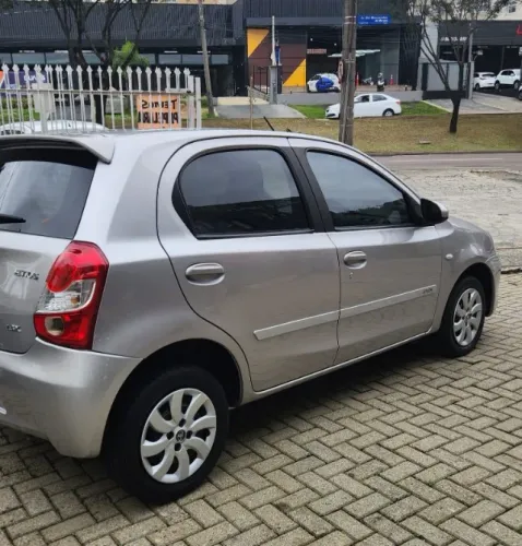 Toyota Etios X 1.3 Flex 16V 5P Mec. 2017